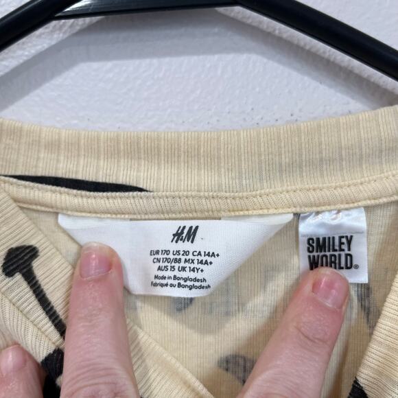 H&M Girls Cotton Blend Smiley World Long Sleeve Cropped T-Shirt Size 14Y - Picture 4 of 6